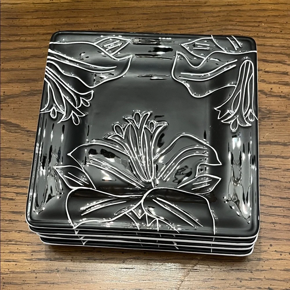 Laurie‎ Gates Antilles dinnerware Set